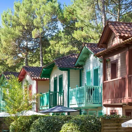 База отдыха Pierre & Les Pins 3*