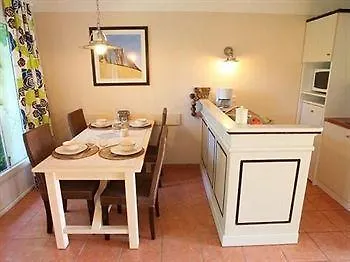 Pierre & Les Pins Tatil parkı Lacanau